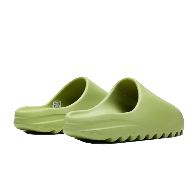 Yeezy Slide “Pure”
