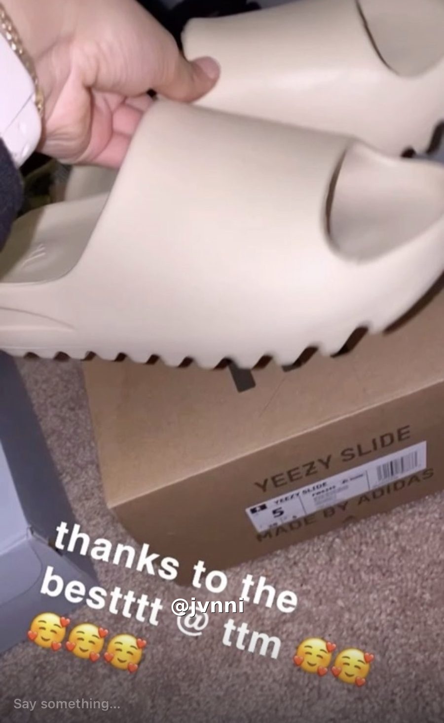 Customer review — Yeezy Slide Bone